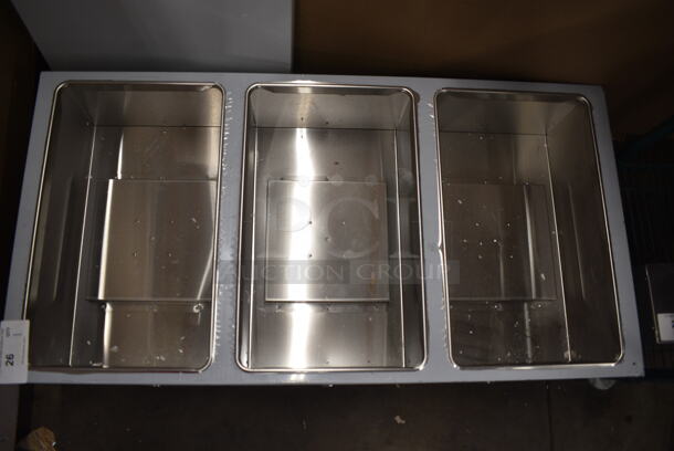 BRAND NEW SCRATCH AND DENT! ServIt 423GST3WENG Stainless Steel Commercial Natural Gas Powered Three Pan Open Well Natural Gas Steam Table. 10,500 BTU. No Legs or Under Shelf.  - Image 3 of 8