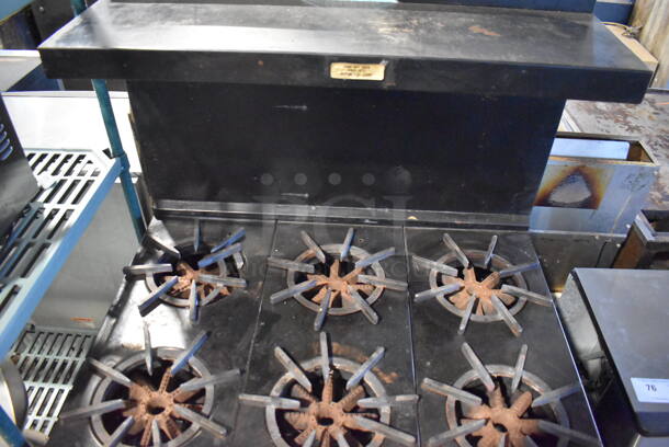 Comstock Castle C330 Metal Commercial Natural Gas Powered 6 Burner Range w/ Oven, Over Shelf and Back Splash. 35x32x59.5 - Image 8 of 9