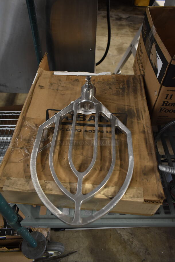 BRAND NEW SCRATCH AND DENT! Hobart HL430B Metal Commercial Paddle Attachment for Legacy 30/40 Quart Mixer. - Image 3 of 4