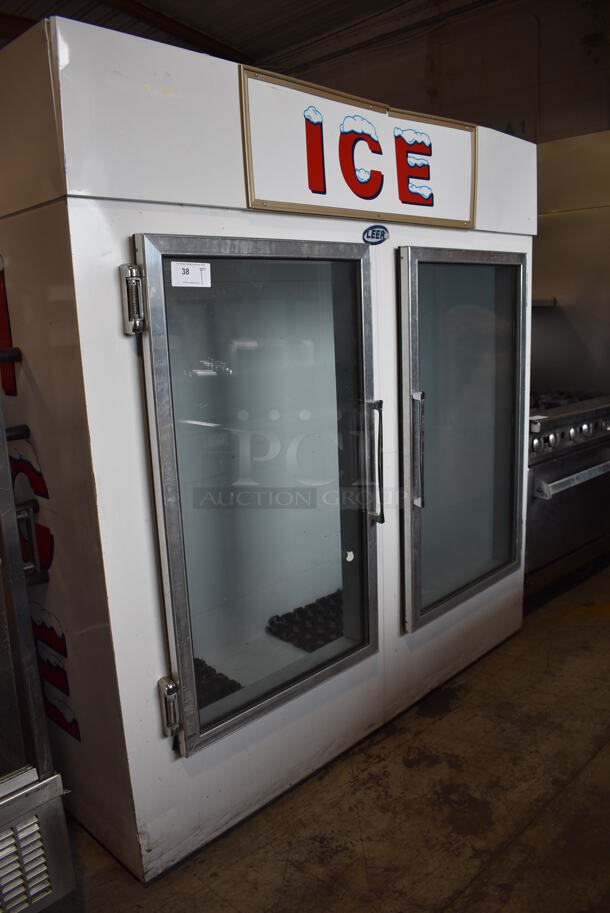Leer 802L50MG Metal Commercial 2 Door Bagged Ice Freezer Merchandiser. 115 Volts, 1 Phase. 74x33x77. Tested and Working!