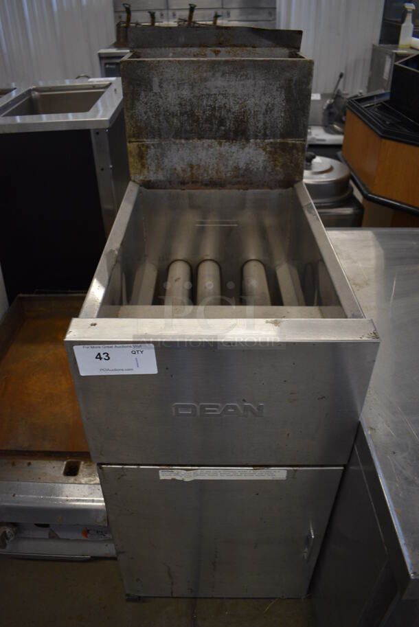 Dean Stainless Steel Commercial Propane Gas Powered Deep Fat Fryer on Commercial Casters. 15.5x29.5x44