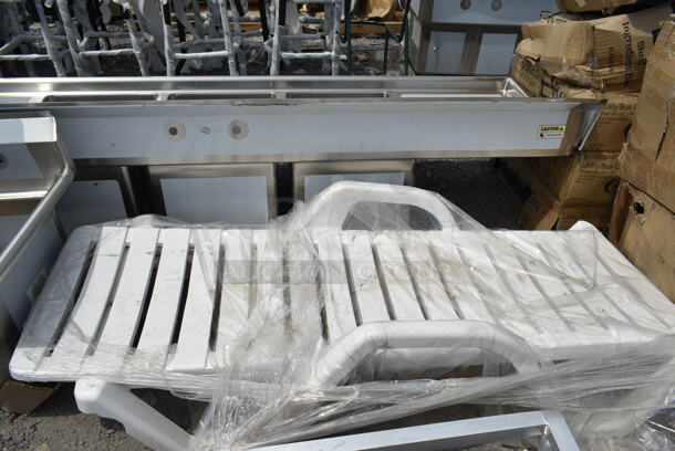4 BRAND NEW SCRATCH AND DENT! Items; 1 White Resin Chaise Lounger and 3 Aluminum Dunnage Racks Including Regency 600DUN2036, Regency 600DUN1448, Regency 600DUN122060. See Pictures For Damage. 4 Times Your Bid! - Image 11 of 12