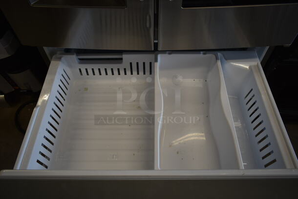 BRAND NEW SCRATCH AND DENT! LG Stainless Steel Commercial Cooler Freezer Combo Unit w/ Ice and Water Dispenser. Tested and Working! - Image 7 of 8