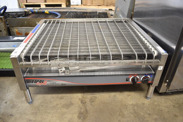 APW Wyott HRS-75 5T Stainless Steel Commercial Countertop Hot Dog Roller. 208/240 Volts, 1 Phase.  - Image 1 of 7