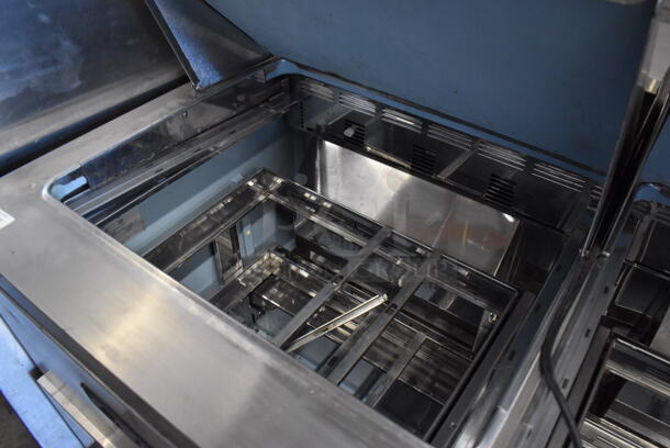 Delfield D4460N-24M-SB Stainless Steel Commercial Sandwich Salad Bain Marie Mega Top w/ 4 Drawers on Commercial Casters. 115 Volts, 1 Phase. 60x32x45. Tested and Powers On But Does Not Get Cold - Image 5 of 7