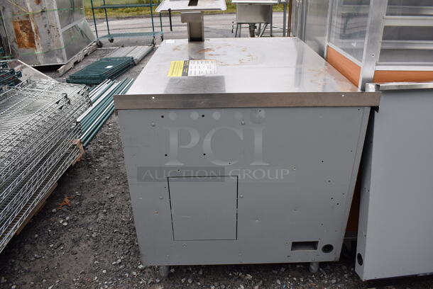 Duke SUB-CU-R49A M Metal Commercial Subway Sandwich Make Line Cashier Station. 49x34.5x45 - Image 8 of 8