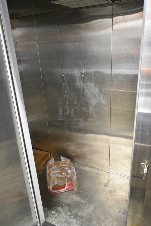 Endura MNF803SSS/0 Stainless Steel Commercial 3 Door Reach In Freezer on Commercial Casters. 115 Volts, 1 Phase. Cannot Test Due To Cut Power Cord - Image 4 of 6