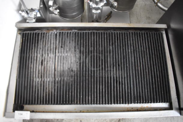 Vulcan Commercial Stainless Steel Natural Gas Powered Charbroiler. - Image 3 of 3