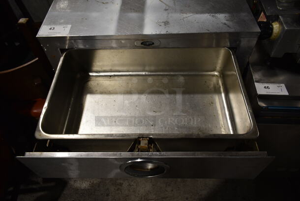 Toastmaster Stainless Steel Commercial Electric Powered 3 Drawer Food Warmer. Cannot Test Due To Plug Style - Image 6 of 8