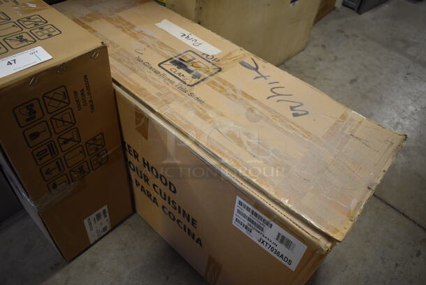 BRAND NEW SCRATCH AND DENT! Jenn Air JXT7036ADS Stainless Steel 36" Integrated Ventilation System. Stock Picture Used For Gallery Picture. - Image 5 of 6