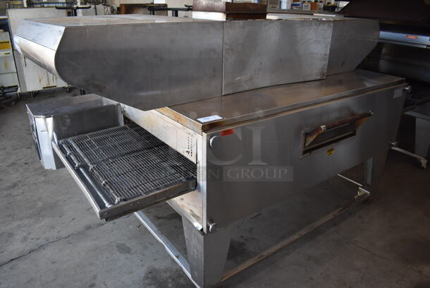XLT 3270 Stainless Steel Commercial Natural Gas Powered Conveyor Pizza Oven on Commercial Casters. Comes w/ Hood / Vent. 180,000 BTU. 113x53x43, 99x37x22 - Image 4 of 8