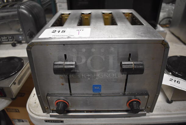 Waring WCT805B Stainless Steel Commercial Countertop 4 Slot Toaster. 208 Volts, 1 Phase. 12x14x9
