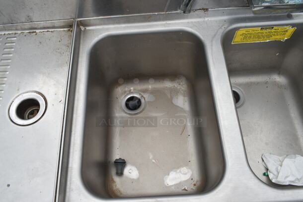 Perlick Stainless Steel Commercial 3 Bay Bar Sink w/ Dual Drain Boards, Faucet and Handles. Bays 10x8. Drain Boards 11x15 - Image 4 of 7