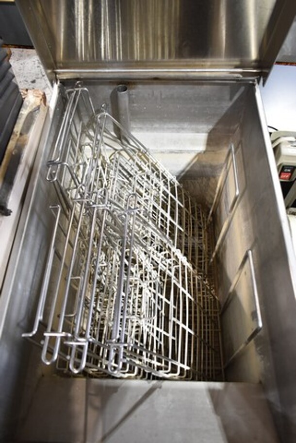 2019 Pitco Frialator SRTG Stainless Steel Commercial Floor Style Natural Gas Powered Rethermalizer on Commercial Casters. 55,000 BTU.  - Image 2 of 4