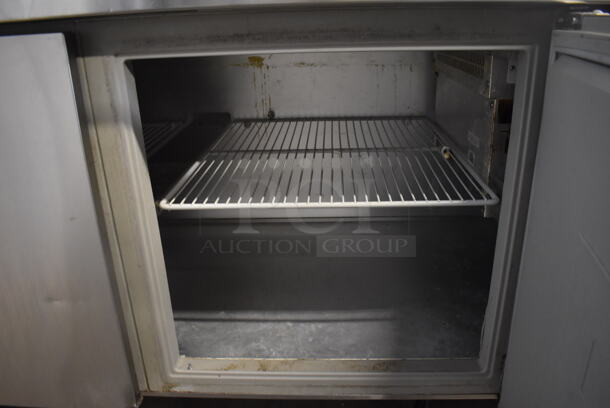 Randell 8395N Stainless Steel Commercial Pizza Prep Station w/ Over Shelf on Commercial Casters. 115 Volts, 1 Phase. 95x35x57. Picture of the Unit Before Removal Is Included In the Listing. Tested and Working! - Image 7 of 10