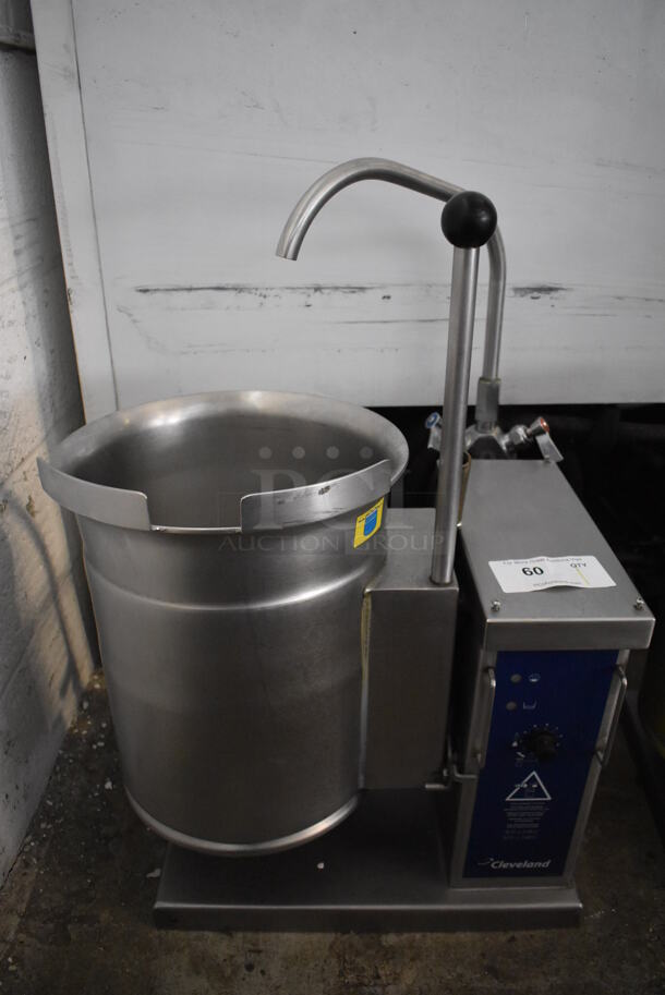 Cleveland KET-3-1 Stainless Steel Commercial Countertop 3 Gallon Tilting Steam Kettle. 200-208/240 Volts, 1 Phase.