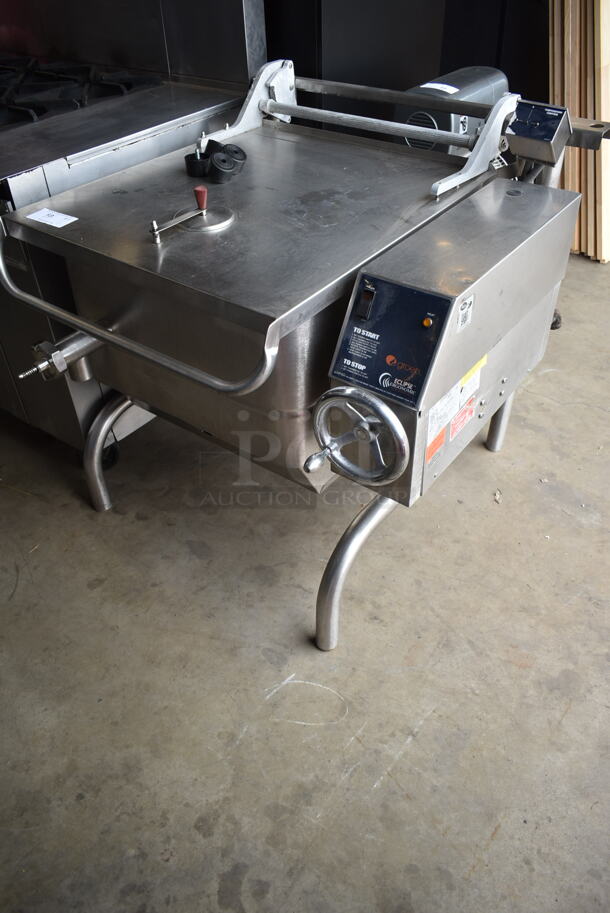 Groen BPM-30G Stainless Steel Commercial Floor Style Natural Gas Powered 30 Gallon Braising Pan. 104,000 BTU.  - Image 2 of 10