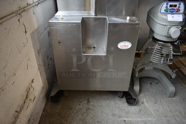Fresh N Squeeze POS-1 Stainless Steel Commercial Floor Style Automatic Citrus Juicer on Commercial Casters. 120 Volts, 1 Phase. Tested and Working! - Image 2 of 5