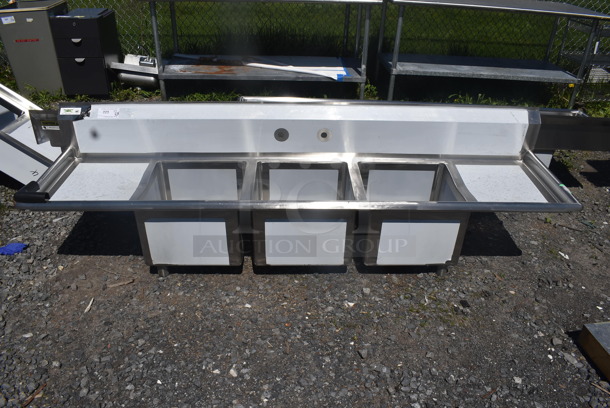 BRAND NEW SCRATCH AND DENT! Regency Stainless Steel 3 Bay Sink w/ 2 Drainboards. Sink Bowls are 17x17x12 and Drainboards are 16x19