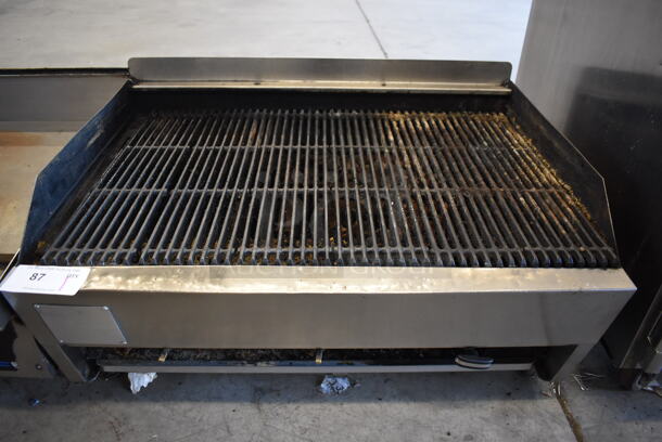 Stainless Steel Commercial Countertop Natural Gas Powered Charbroiler Grill. 32x24x18