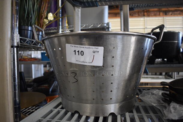Stainless Steel Colander. 18.5x16x11.5 - Image 3 of 3