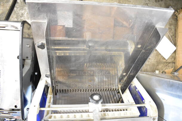 Metal Commercial Countertop Bread Loaf Slicer. 110 Volts, 1 Phase. Tested and Working! - Image 4 of 6