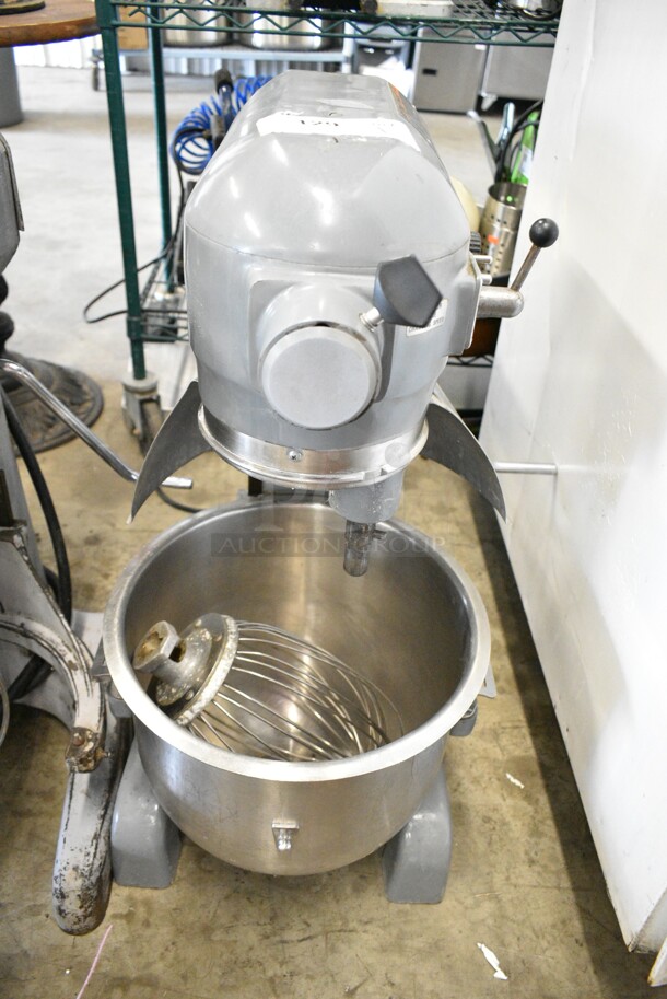 Hobart Metal Commercial Countertop 20 Quart Planetary Dough Mixer w/ 2 Stainless Steel Mixing Bowl, Bowl Guard and Whisk Attachment. Tested and Working!
 - Image 3 of 10