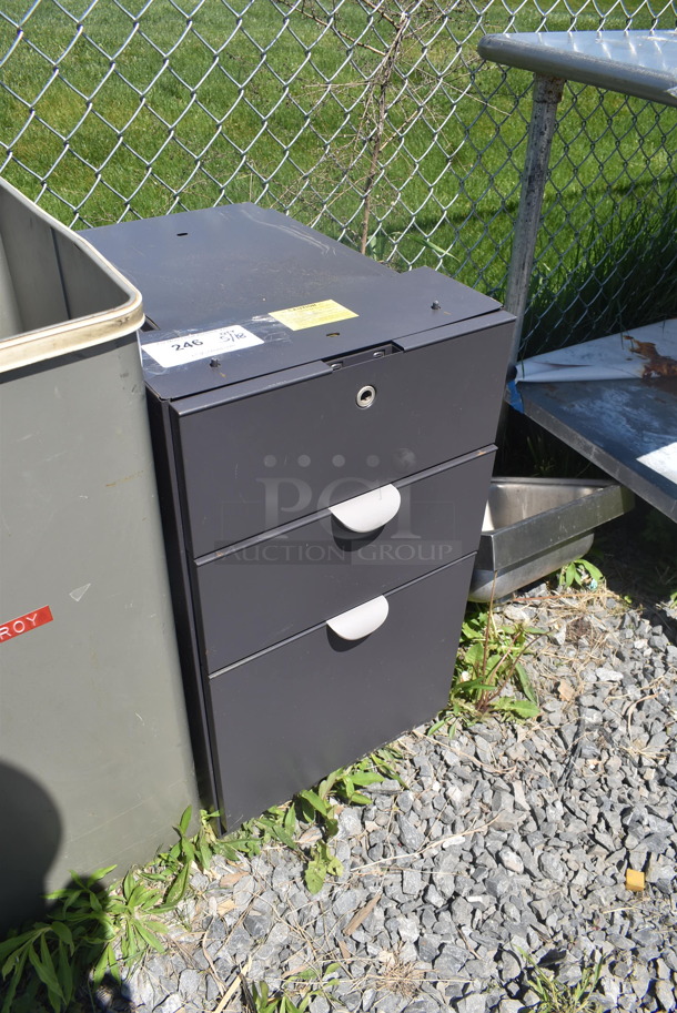 Metal 3 Drawer Filing Cabinet - Image 3 of 7