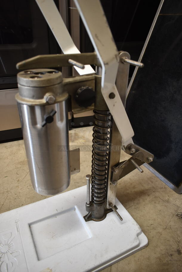 Metal Countertop Perfect Peeler Pineapple Corer - Image 4 of 5