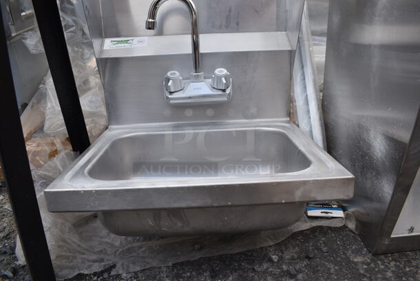 BRAND NEW SCRATCH AND DENT! Regency 600HS17K 17" x 15" Wall Mounted Hands-Free Hand Sink.  - Image 3 of 7