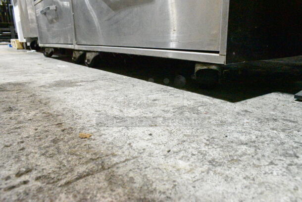 Randell FX Series 2 Drawer Chef Base on Commercial Casters. Tested and Working! - Image 3 of 7