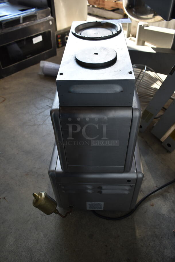 Bunn OL15 Stainless Steel Commercial Countertop 2 Burner Coffee Machine. 120 Volts, 1 Phase. - Image 5 of 6