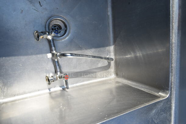 Stainless Steel 3 Bay Sink w/ 2 Faucet and 2 Sets of Handles.  - Image 4 of 9