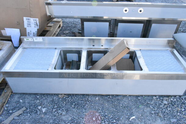 BRAND NEW SCRATCH AND DENT! Regency 600B32172219 72" x 21" Three Bowl Underbar Sink with (2) 19" Drainboards - Image 2 of 4