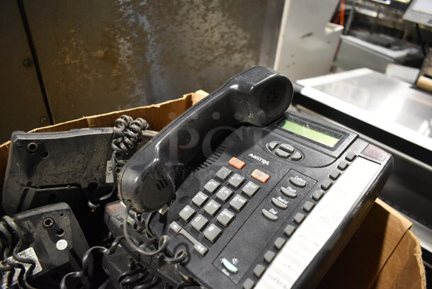 ALL ONE MONEY! Lot of Corded Office Telephones Including Astra - Image 3 of 4