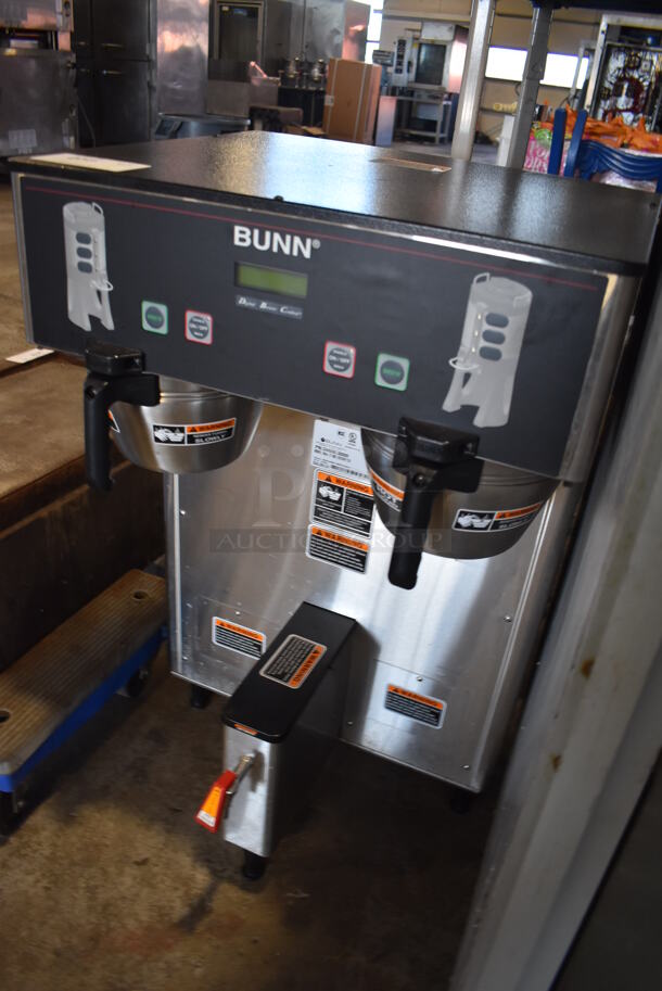 2019 Bunn DUAL TF DBC Stainless Steel Commercial Dual Coffee Machine w/ Hot Water Dispenser and 2 Metal Brew Baskets. 120/240 Volts, 1 Phase. 22x22x36 - Image 4 of 5