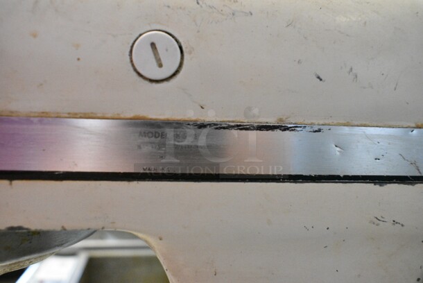 Hobart KitchenAid Metal Countertop Planetary Dough Mixer. Appears to Be a 6 Quart. Tested and Working! - Image 7 of 8