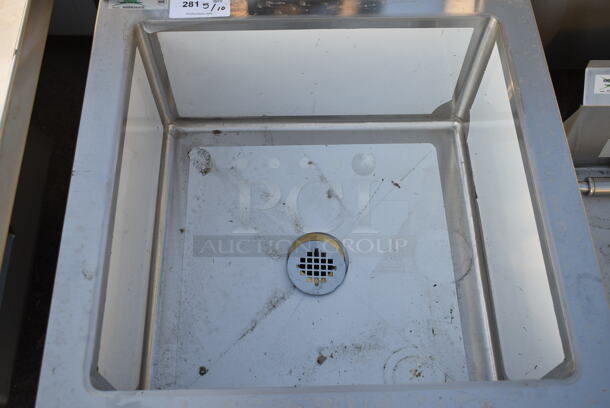 BRAND NEW SCRATCH AND DENT! Regency 600SM242412  16-Gauge Stainless Steel One Compartment Floor Mop Sink - 24" x 24" x 12" Bowl - Image 4 of 5