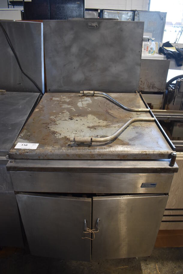 Pitco Frialator 24 P Stainless Steel Commercial Natural Gas Powered Donut Fryer. 29x43x56