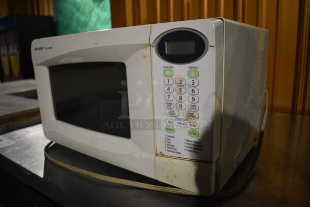 Sharp Carousel R-220KW Metal Countertop Microwave Oven w/ Plate. 18x13x11. Item Was in Working Condition on Last Day of Business. (lounge) - Image 3 of 6