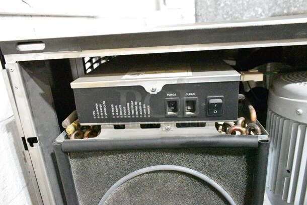 BRAND NEW! Manitowoc RN1008A Stainless Steel Commercial Ice Head. 115 Volts, 1 Phase.  - Image 4 of 6
