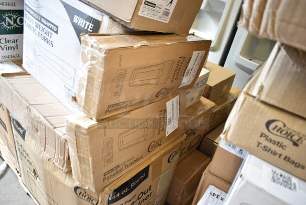 PALLET LOT of 20 BRAND NEW Boxes Including 50012W Choice 12 oz. White Poly Paper Hot Cup - 1000/Case, 394365L Noble Products Powder-Free Disposable Clear Vinyl Gloves for Foodservice - Large - 1000/Case, 795KFT44RNPE Choice 44 oz. Round Kraft PE-Lined Microwavable Take-Out Container 7 5/16" x 2 5/8" - 300/Case, 130HCUTFWR Visions Individually Wrapped White Heavy Weight Plastic Fork - 1000/Case, 2 Box 17622STPNLCL Choice 22 oz. Clear SAN Plastic Paneled Tumbler - 12/Pack, 5014455HVY Lavex Hercules 56 Gallon 2 Mil 44" x 55" Low Density Heavy-Duty BlackCan Liner / Trash Bag - 50/Case, 395TO961 EcoChoice 9" x 6" x 3" Compostable Sugarcane / Bagasse 1 Compartment Take-Out Container - 200/Case, 5012423M1 Lavex Li'l Herc 10 Gallon 1 Mil 24" x 23" Low Density Medium-Duty Black Can Liner / Trash Bag - 500/Case, Purell 5215-02 Healthy Soap. 20 Times Your Bid! - Image 4 of 12