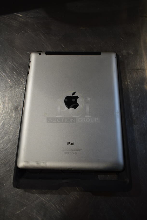 Apple A1460 iPad. - Image 4 of 4