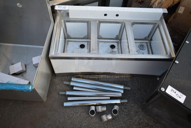 BRAND NEW SCRATCH AND DENT! Steelton 522BS3T38 3 Bowl 18 Gauge Underbar Sink - 38" x 18 3/4" - Image 2 of 7