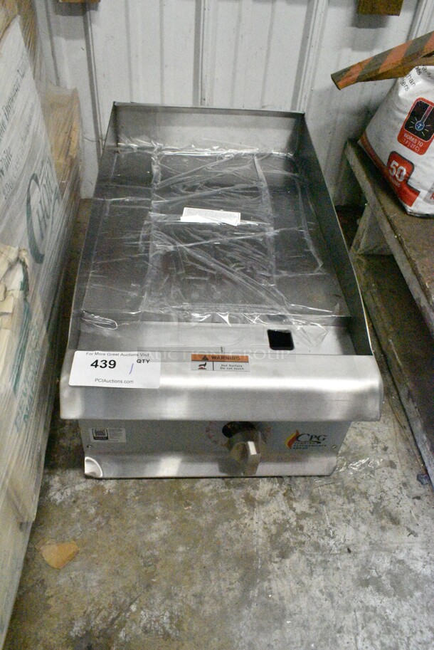 BRAND NEW SCRATCH AND DENT! 2023 Cooking Performance Group CPG 351GTCPG15NL 15" Natural Gas Countertop Griddle with Flame Failure Protection and Thermostatic Controls. 30,000 BTU  - Image 6 of 10