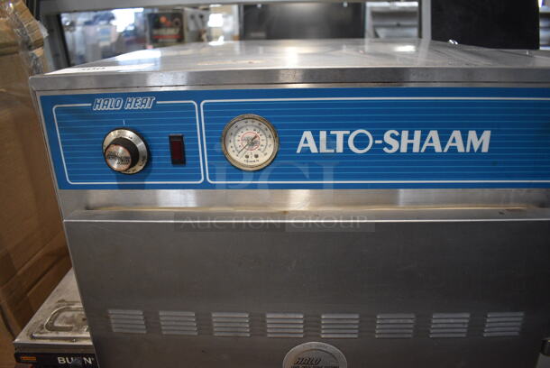 Alto Shaam Model 1000-S Stainless Steel Commercial Holding Heated Cabinet on Commercial Casters. 125 Volts, 1 Phase. 22x30x41. Tested and Working! - Image 3 of 5
