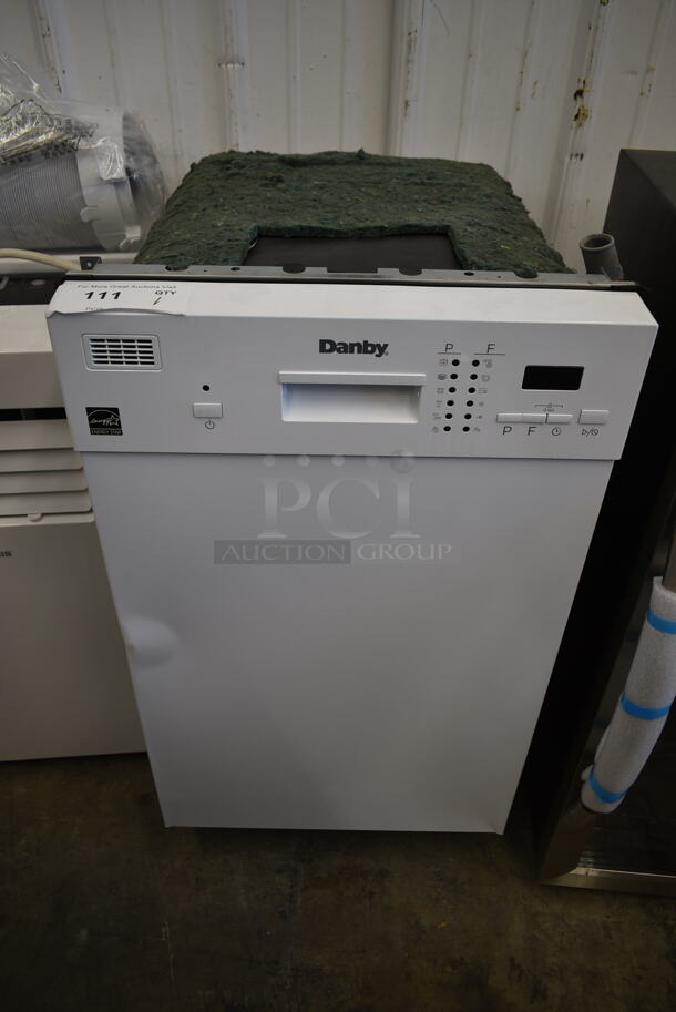BRAND NEW SCRATCH AND DENT! Danby DDW1804EW Metal Undercounter Dishwasher. 115 Volts, 1 Phase. Tested and Working! - Image 1 of 4