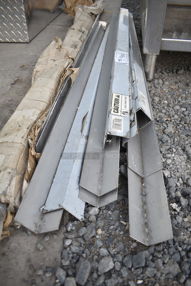 ALL ONE MONEY! Lot of Various Items Including Regency 460ECPC74 Metro Poles and Regency 600CG48NAH 16 Gauge Wall Outside Corner Guard - 2" x 48" - Image 4 of 5
