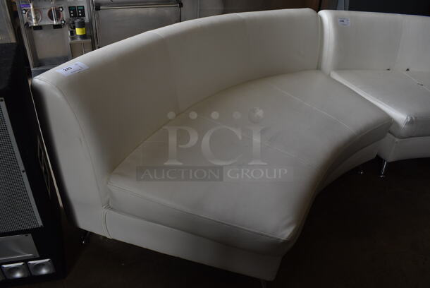 White Curved Bench. 70x32x30 - Image 4 of 4