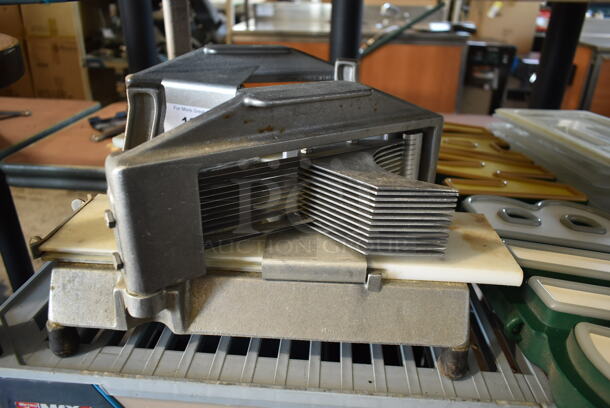 Nemco Metal Commercial Countertop Tomato Slicer. - Image 4 of 5